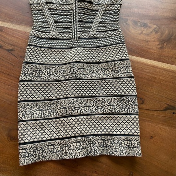 Sexy Bodycon cocktail dress - Picture 3 of 3